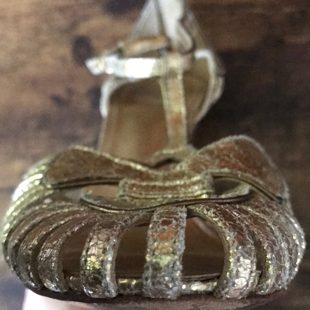 Tory Burch gold Distressed Shoes size 6 - Picture 7 of 12